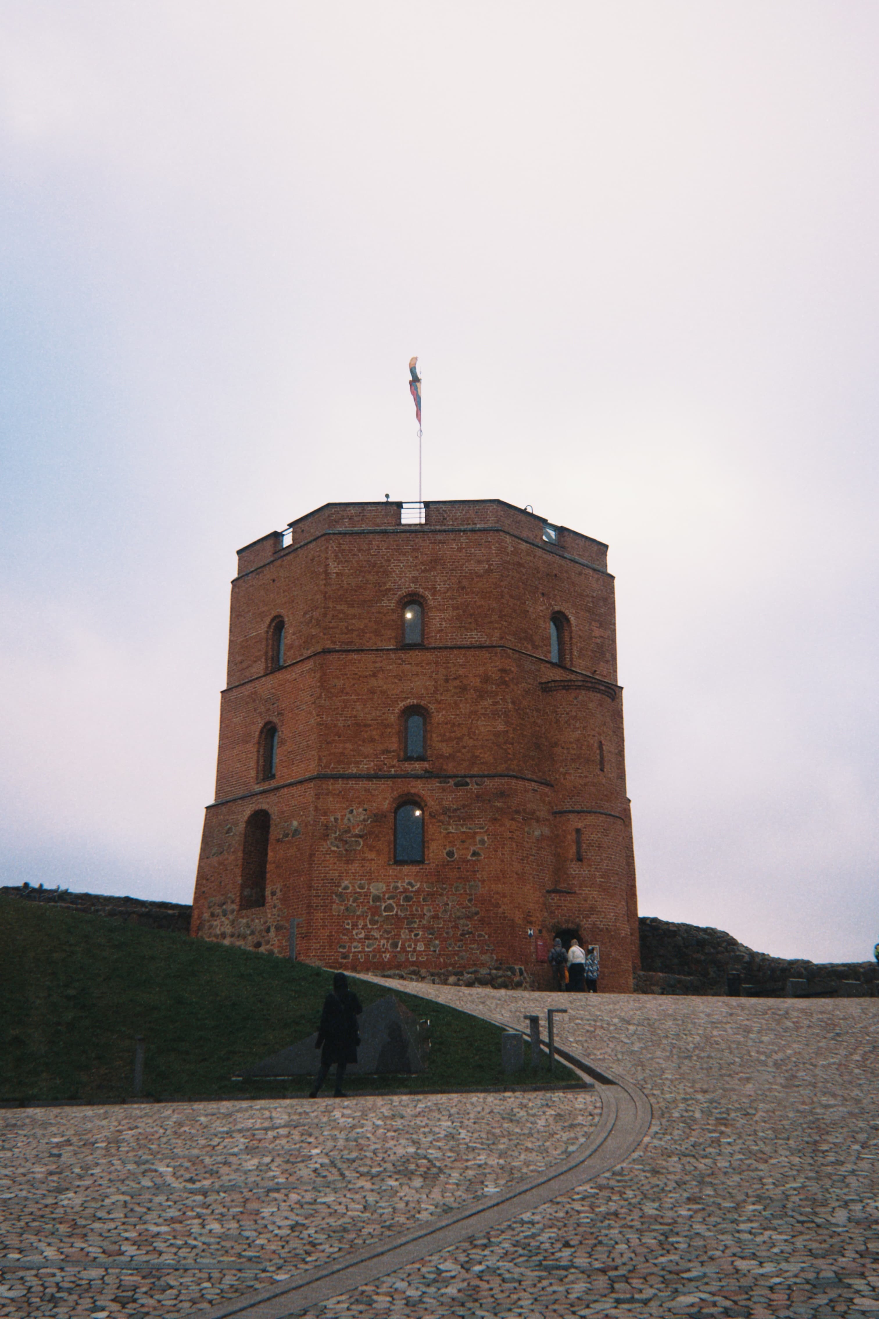 [빌너스 #1] 새벽 5시까지 술을 마셔